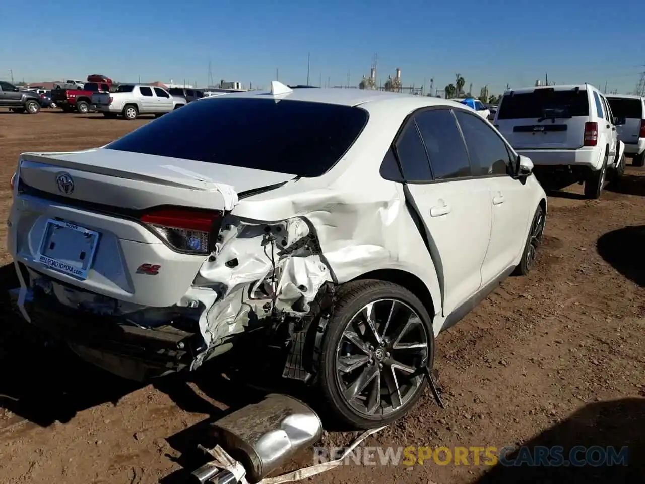 4 Photograph of a damaged car JTDM4MCE6NJ089062 TOYOTA COROLLA 2022