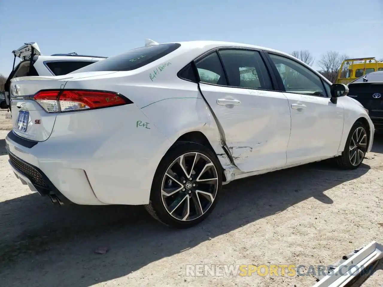 4 Photograph of a damaged car JTDS4MCE1NJ084097 TOYOTA COROLLA 2022