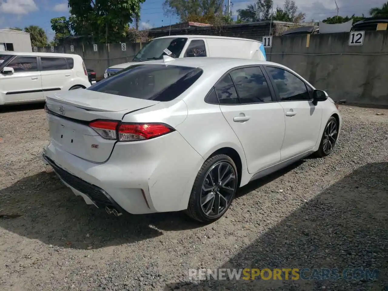 4 Photograph of a damaged car JTDS4MCE4N3504391 TOYOTA COROLLA 2022