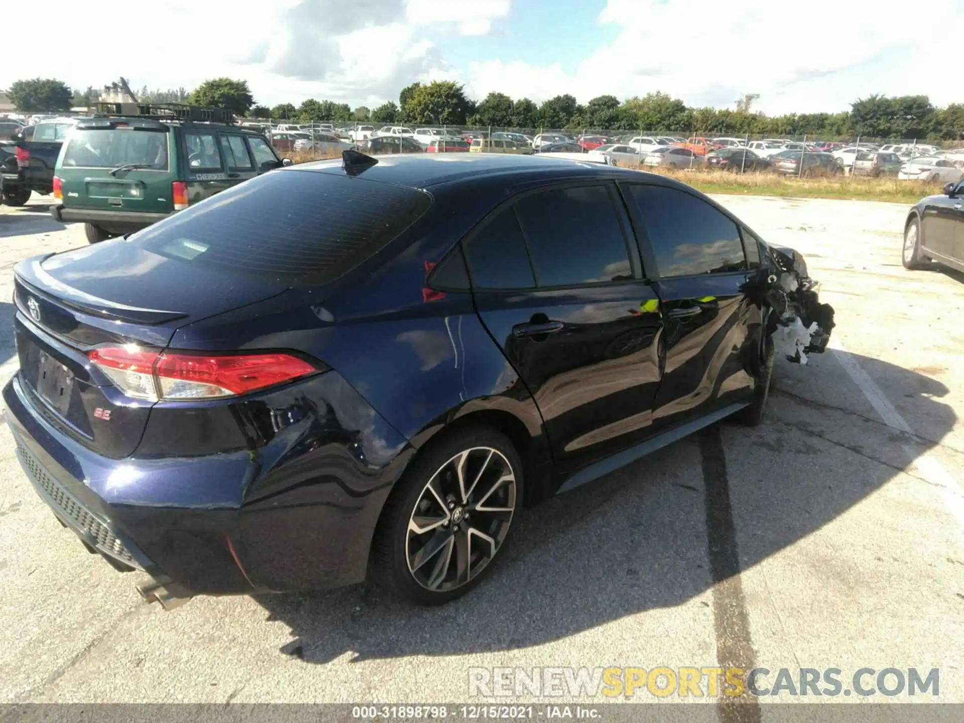 4 Photograph of a damaged car JTDS4MCEXNJ087838 TOYOTA COROLLA 2022