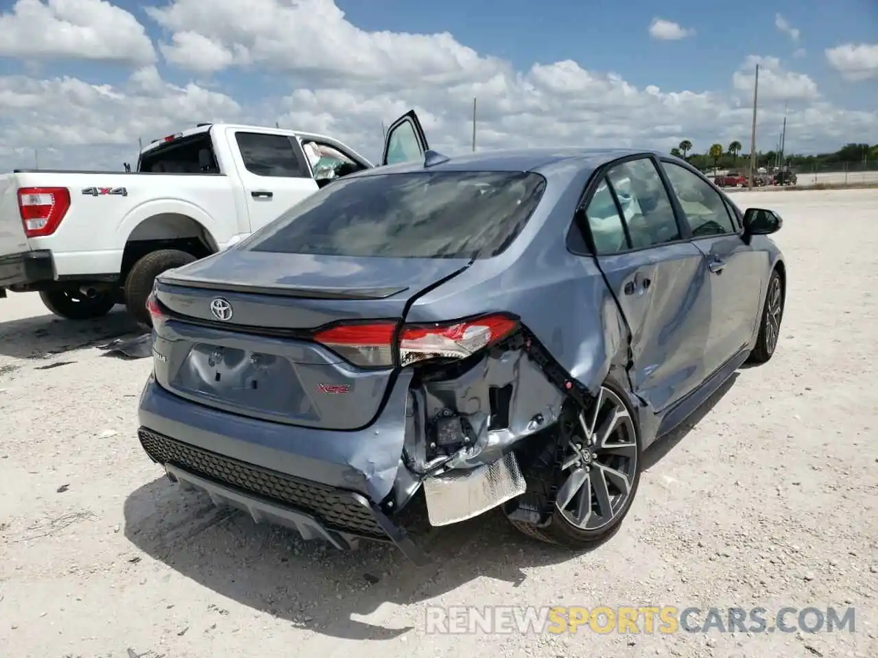 4 Photograph of a damaged car JTDT4MCE0N3501976 TOYOTA COROLLA 2022