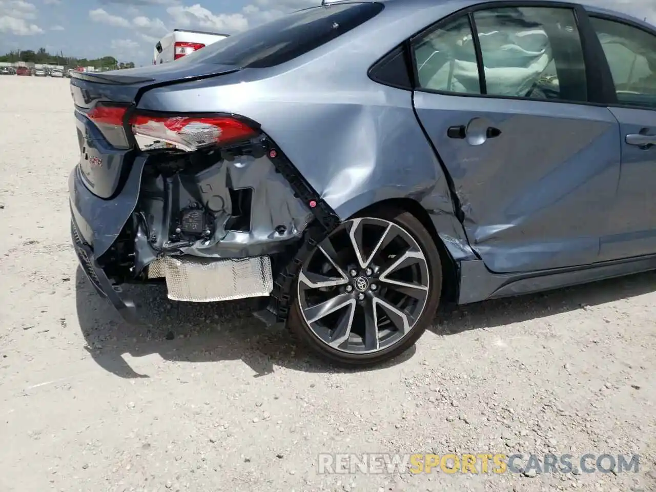 9 Photograph of a damaged car JTDT4MCE0N3501976 TOYOTA COROLLA 2022