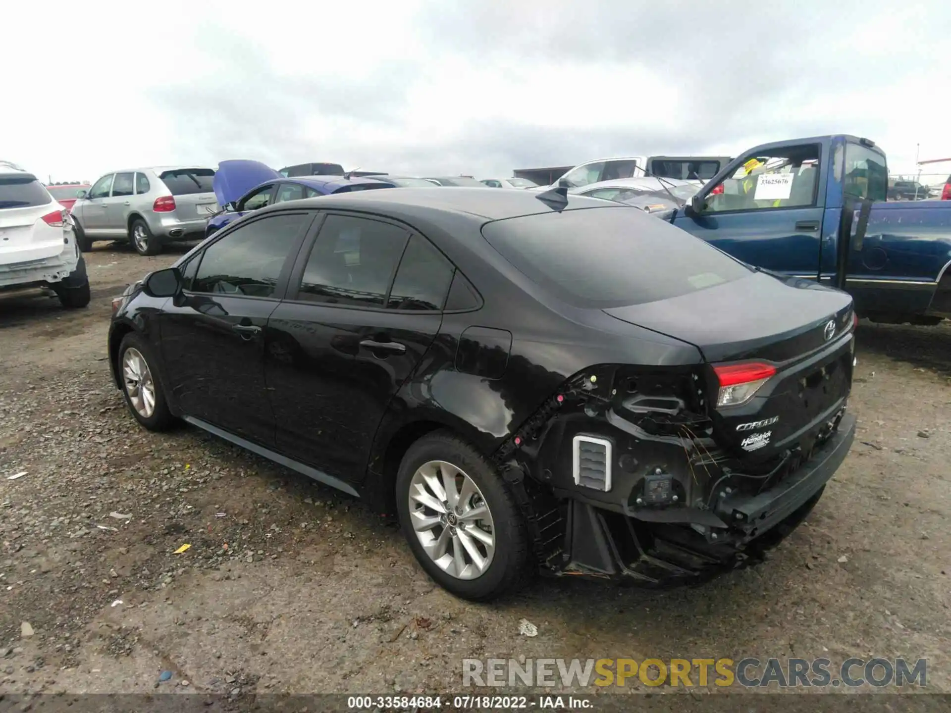 3 Photograph of a damaged car JTDVPMAE2NJ215321 TOYOTA COROLLA 2022