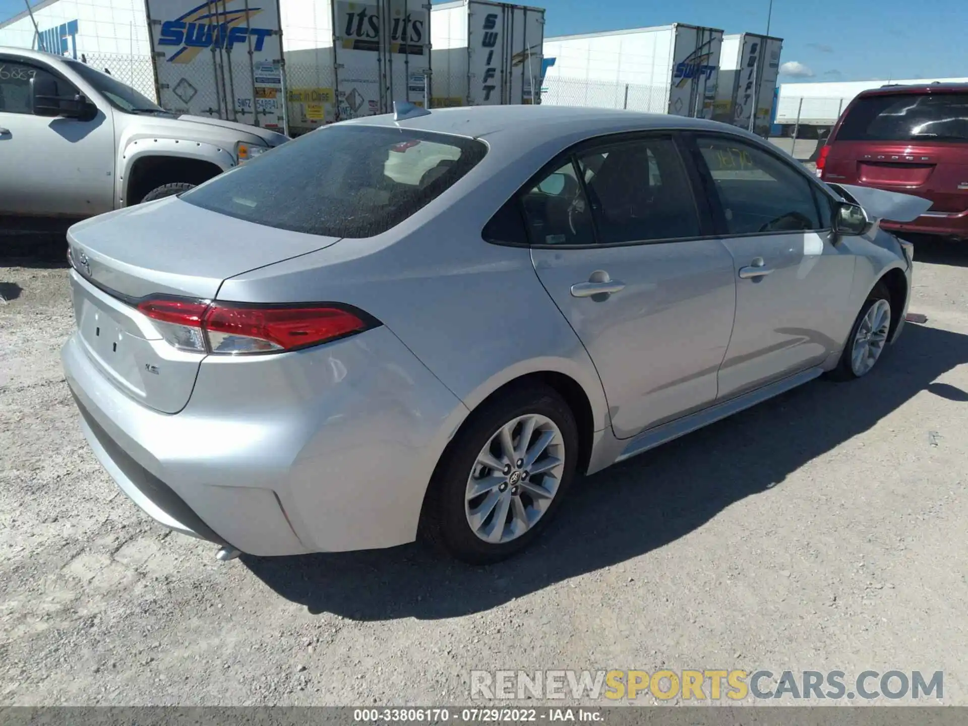 4 Photograph of a damaged car JTDVPMAE3N3020400 TOYOTA COROLLA 2022