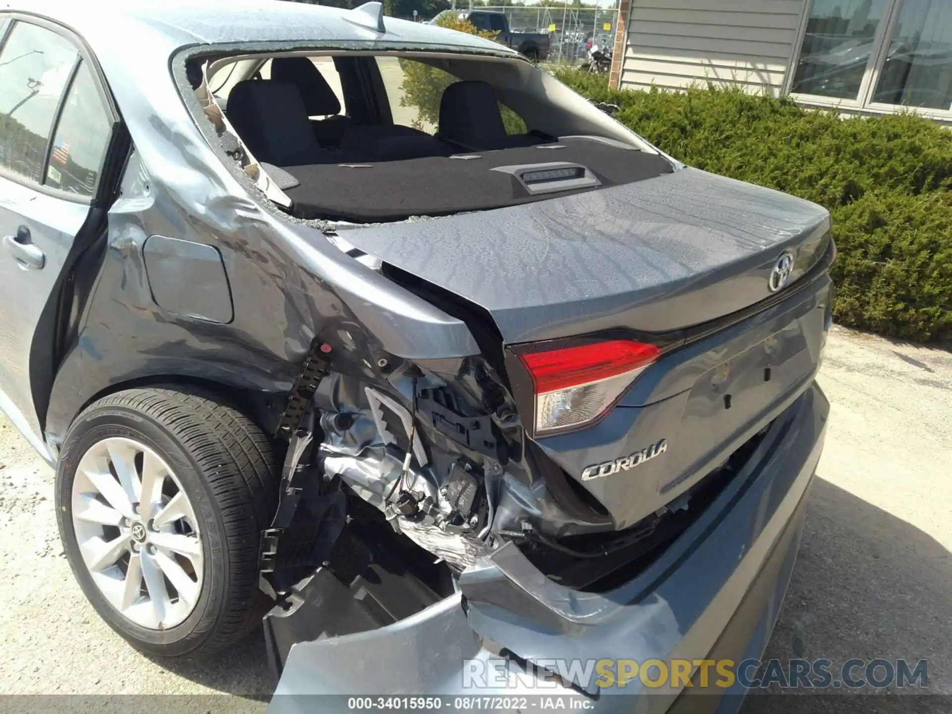 6 Photograph of a damaged car JTDVPMAE3NJ220561 TOYOTA COROLLA 2022