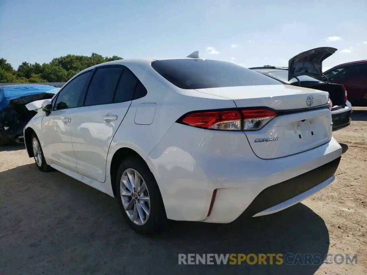 3 Photograph of a damaged car JTDVPMAE5N3005882 TOYOTA COROLLA 2022