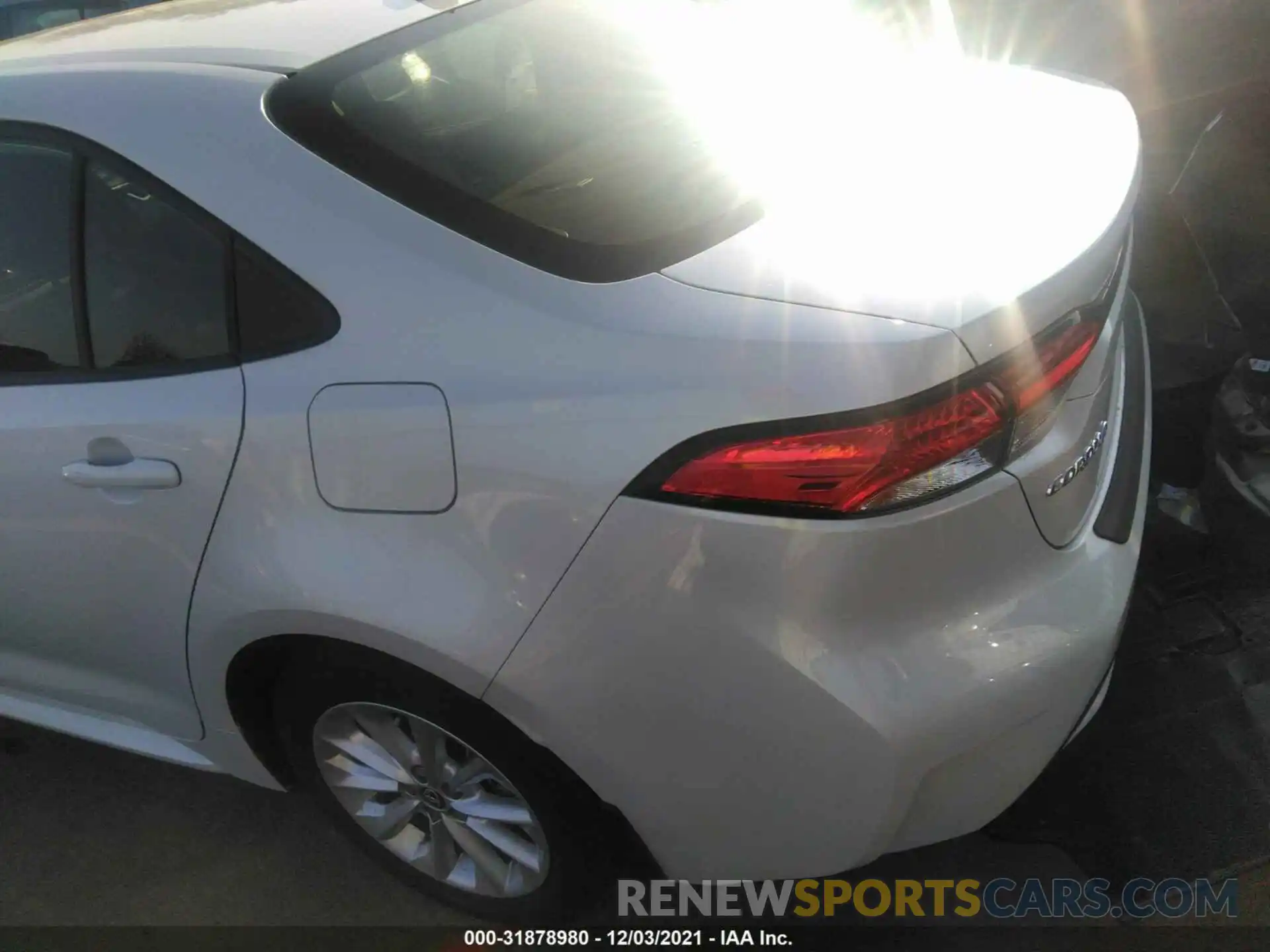 3 Photograph of a damaged car JTDVPMAE6NJ206573 TOYOTA COROLLA 2022