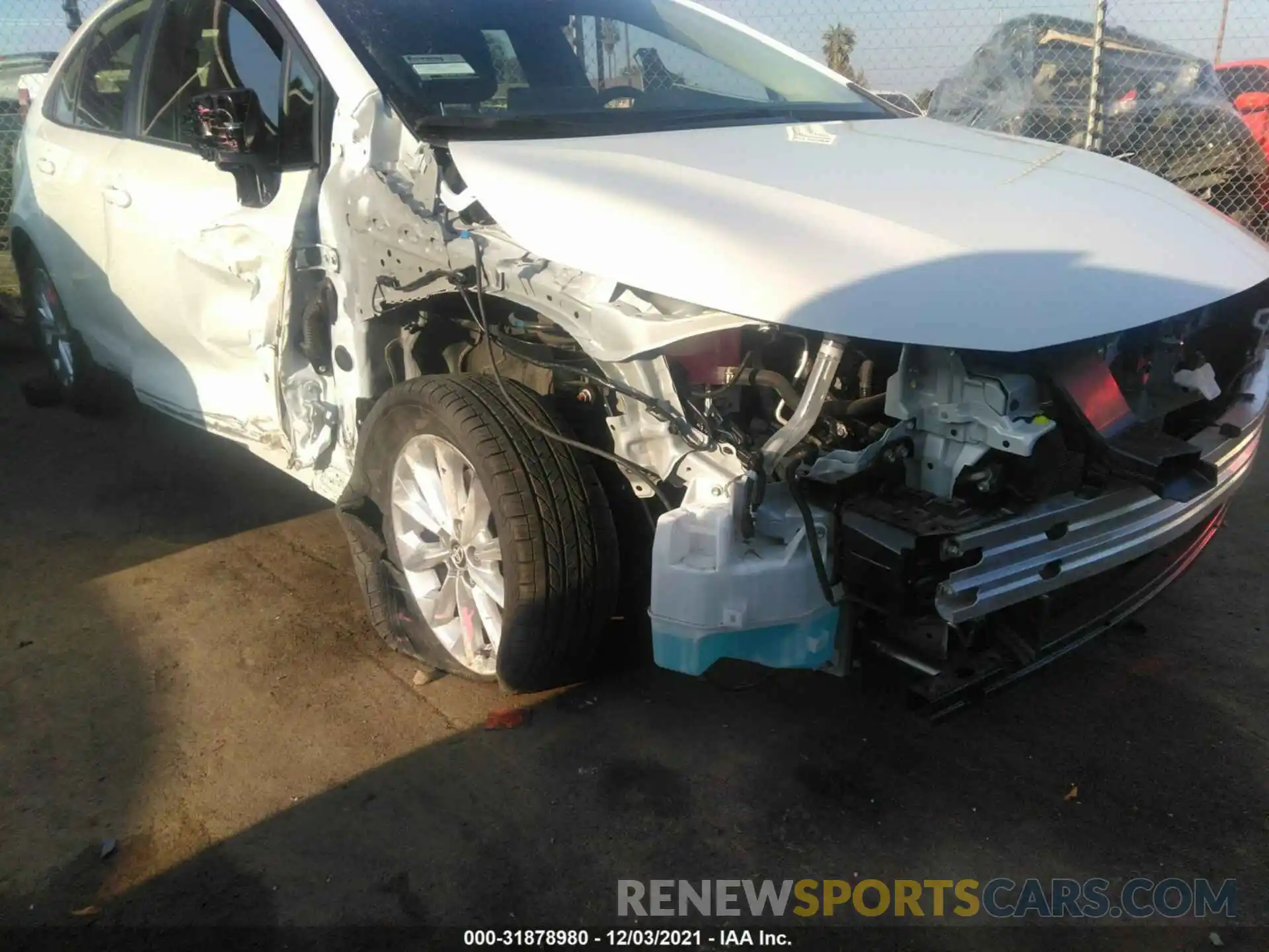 6 Photograph of a damaged car JTDVPMAE6NJ206573 TOYOTA COROLLA 2022