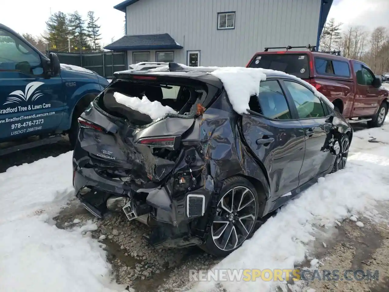 4 Photograph of a damaged car JTNC4MBE2N3154602 TOYOTA COROLLA 2022