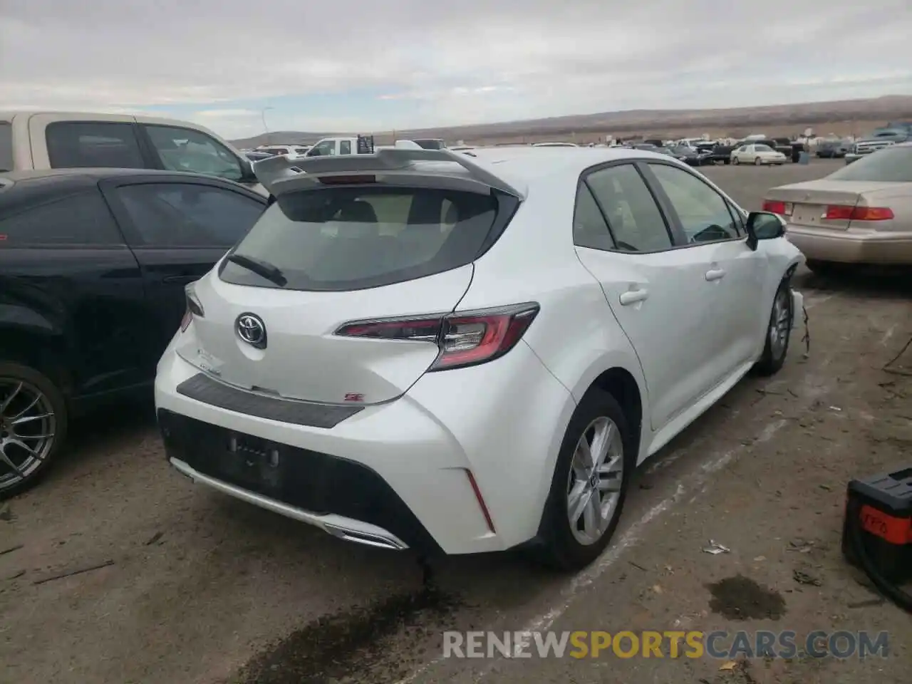 4 Photograph of a damaged car JTND4MBE3N3154029 TOYOTA COROLLA 2022