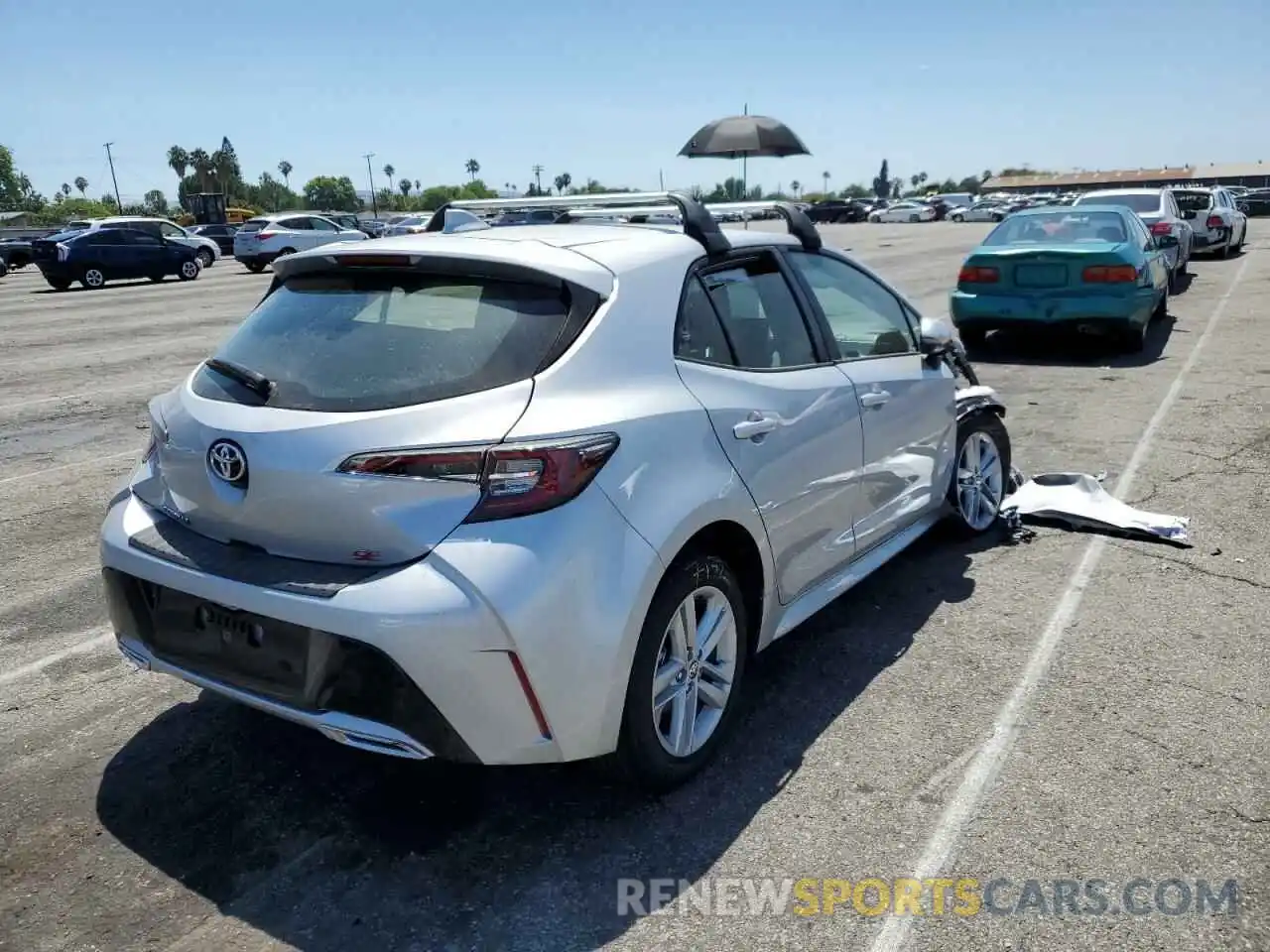 4 Photograph of a damaged car JTND4MBE5N3172693 TOYOTA COROLLA 2022