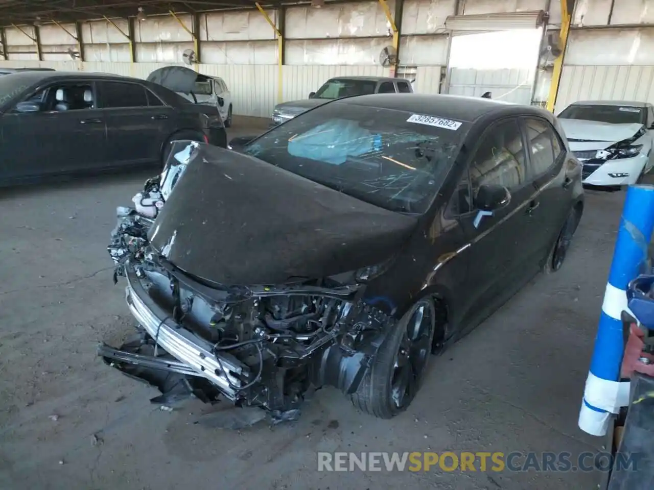 2 Photograph of a damaged car JTND4MBE8N3153572 TOYOTA COROLLA 2022