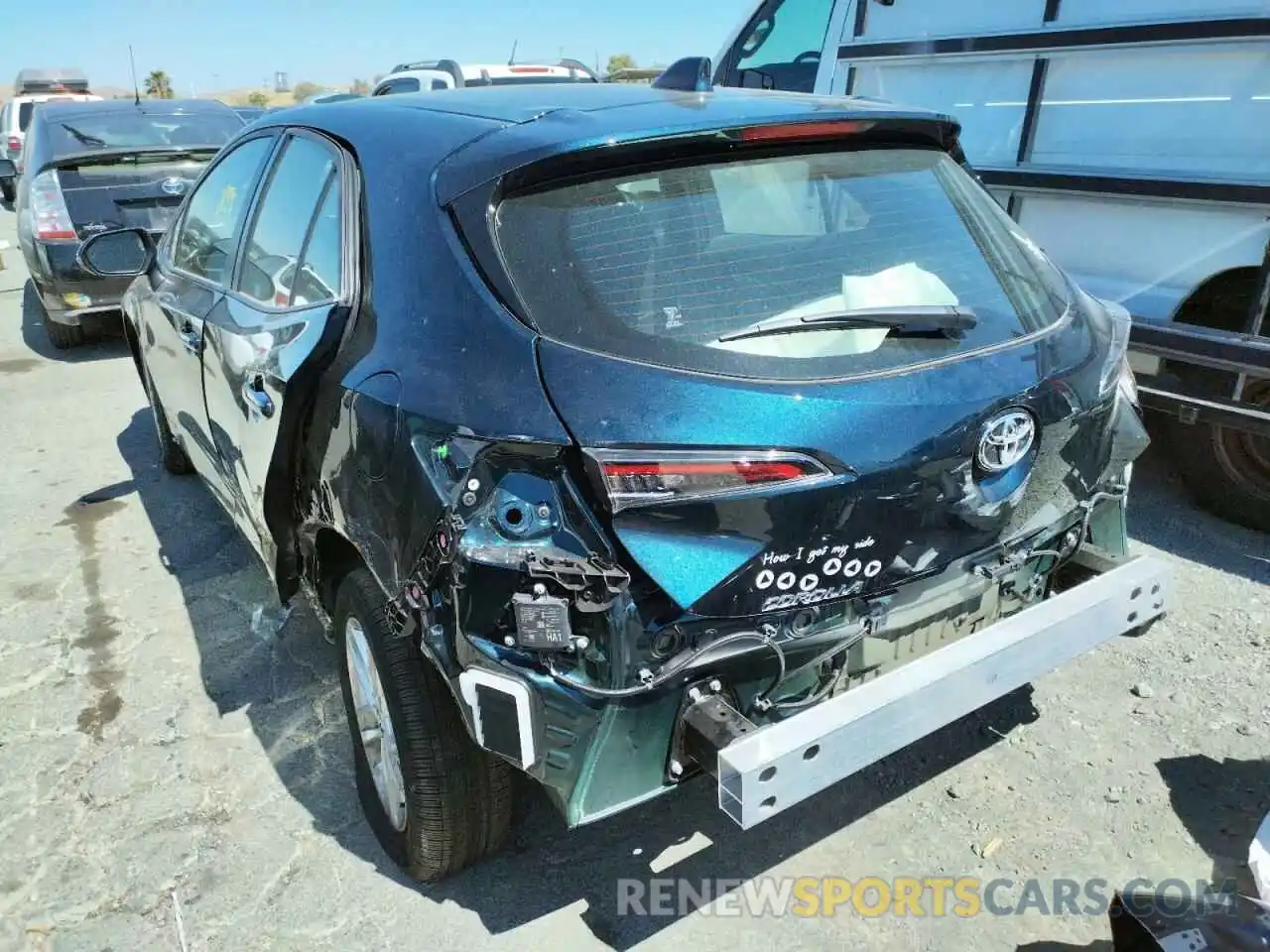 3 Photograph of a damaged car JTND4MBE8N3160053 TOYOTA COROLLA 2022