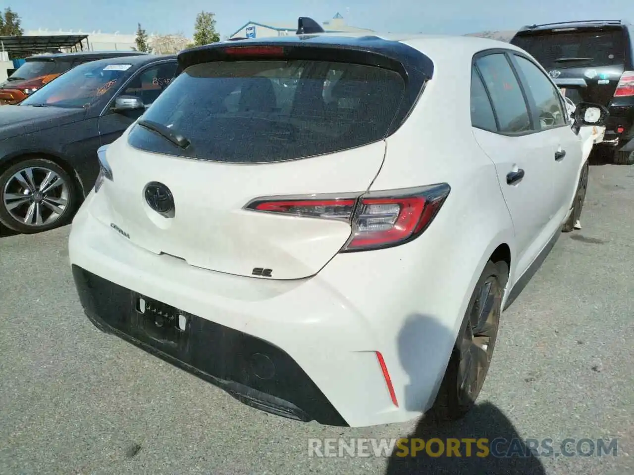 4 Photograph of a damaged car JTND4MBE8N3164913 TOYOTA COROLLA 2022