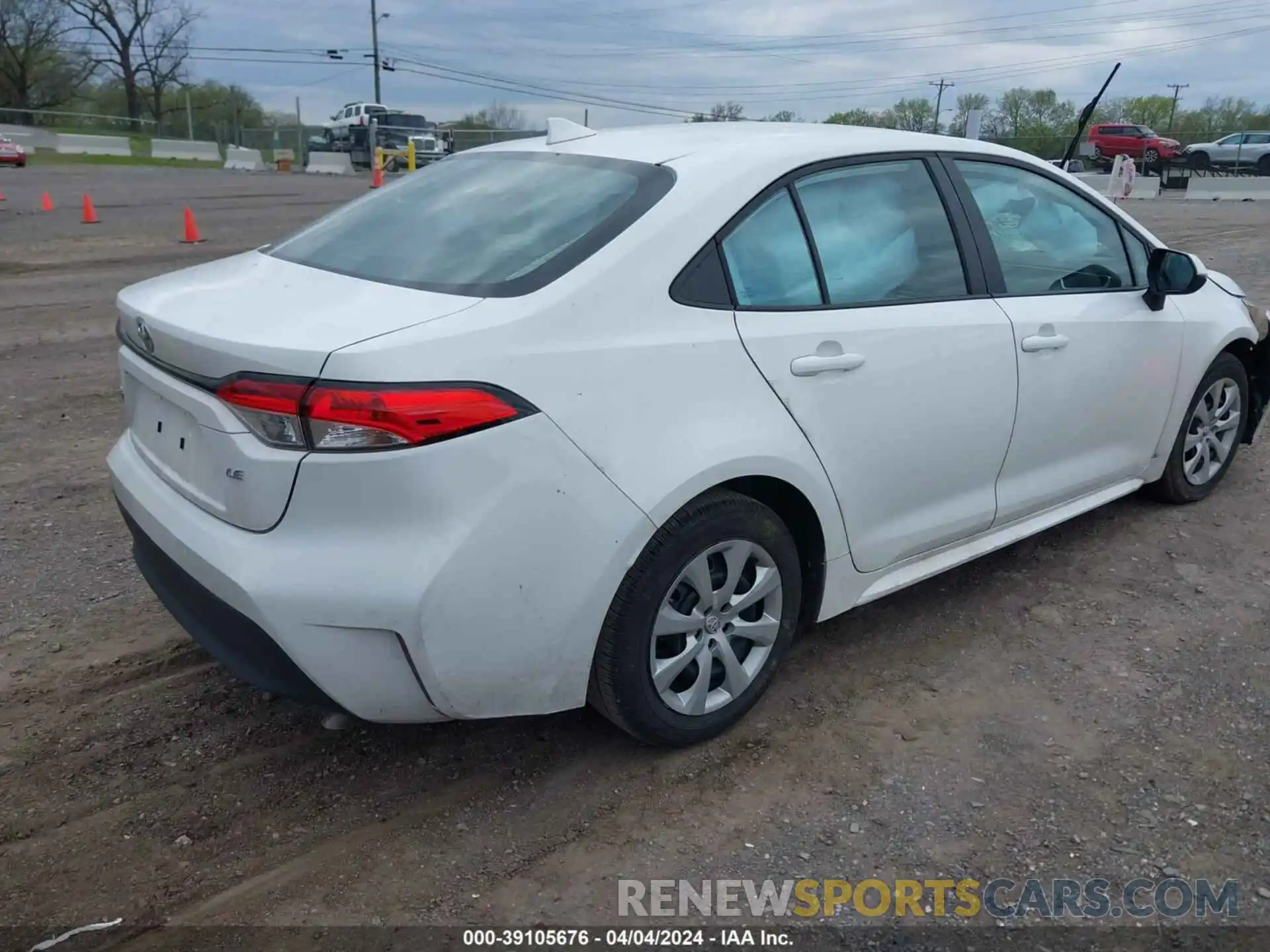 4 Photograph of a damaged car 5YFB4MDE0PP064758 TOYOTA COROLLA 2023