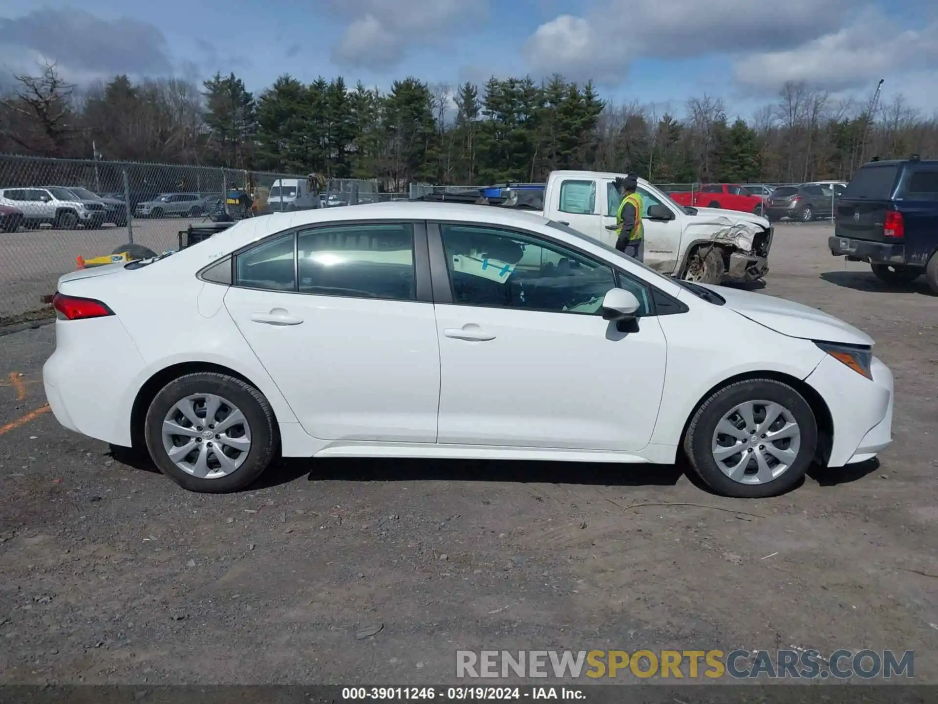 13 Photograph of a damaged car 5YFB4MDE1PP029596 TOYOTA COROLLA 2023