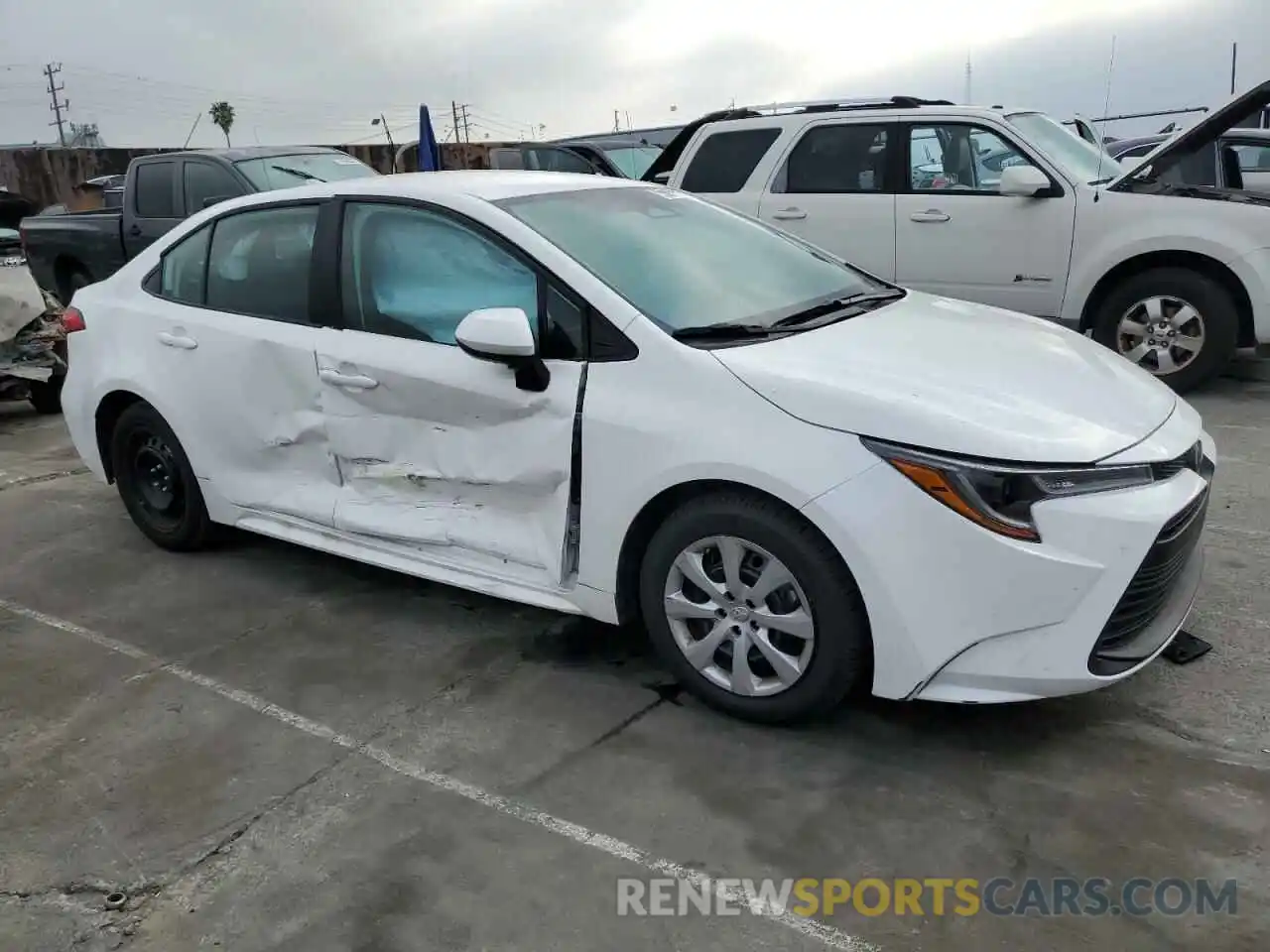 4 Photograph of a damaged car 5YFB4MDE5PP037832 TOYOTA COROLLA 2023