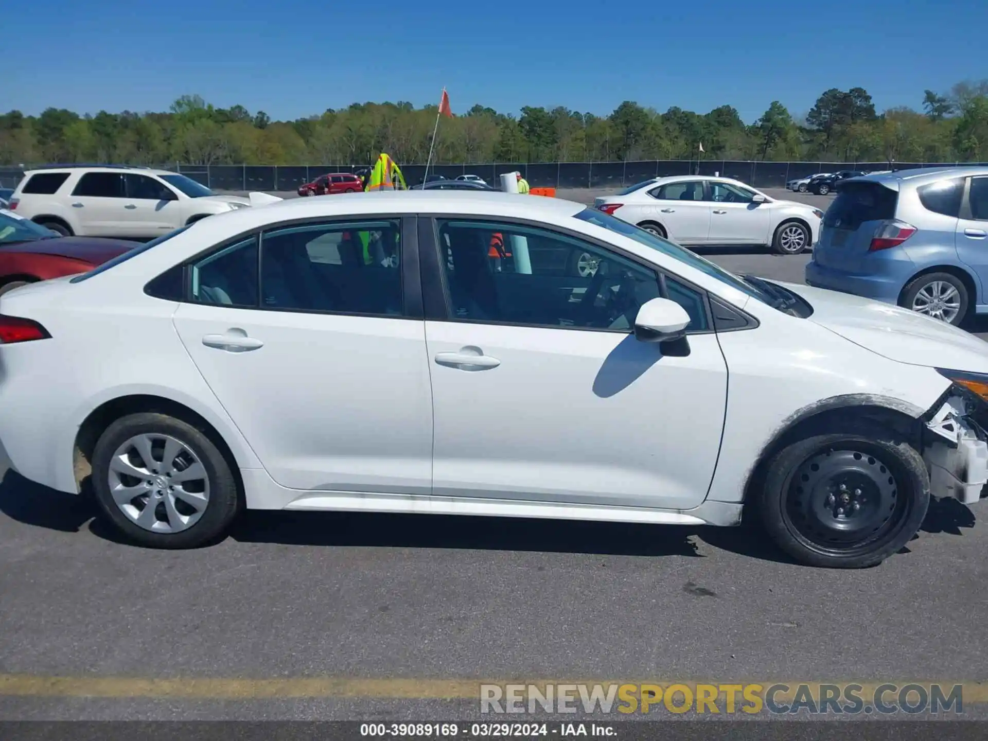 14 Photograph of a damaged car 5YFB4MDE6PP072735 TOYOTA COROLLA 2023