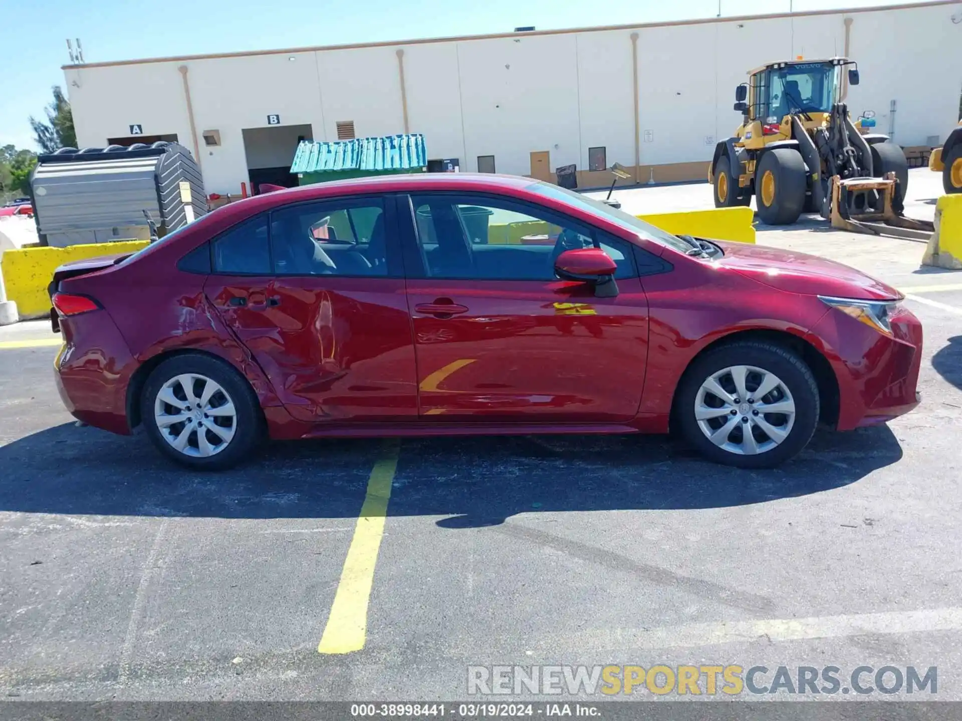 14 Photograph of a damaged car 5YFB4MDE8PP072283 TOYOTA COROLLA 2023