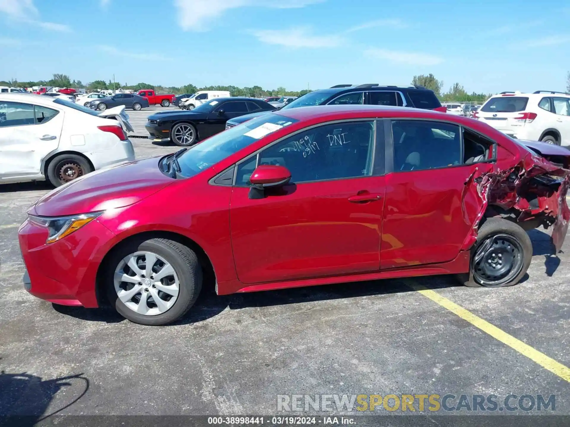 6 Photograph of a damaged car 5YFB4MDE8PP072283 TOYOTA COROLLA 2023