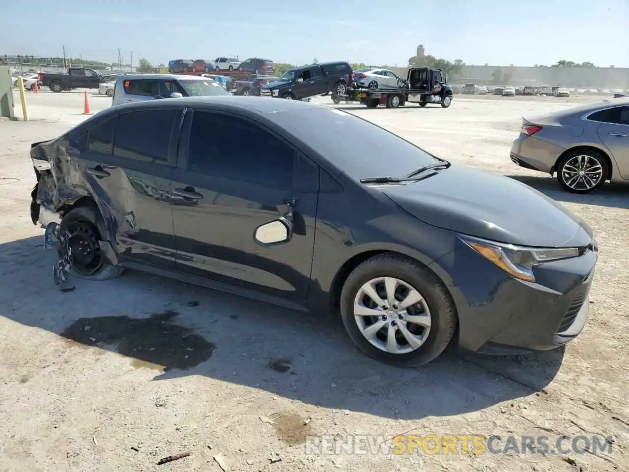 4 Photograph of a damaged car 5YFB4MDE9PP051619 TOYOTA COROLLA 2023