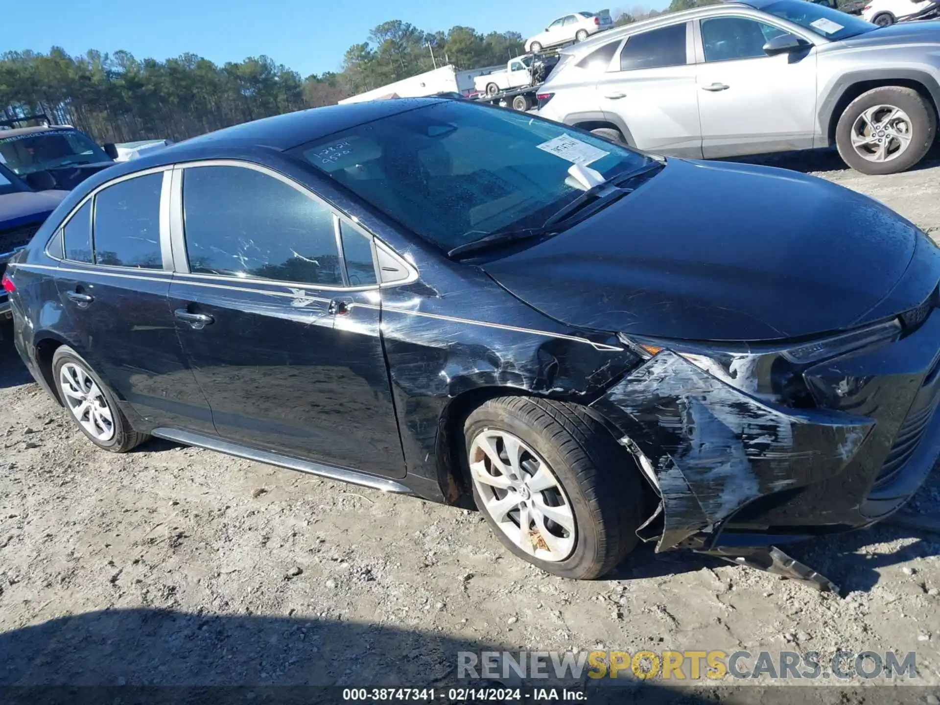 13 Photograph of a damaged car 5YFB4MDEXPP019570 TOYOTA COROLLA 2023