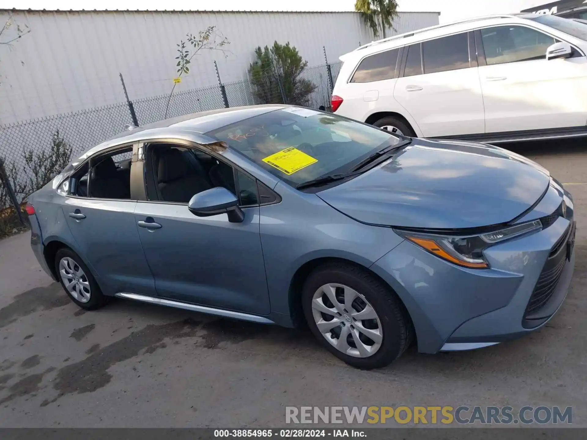 13 Photograph of a damaged car 5YFB4MDEXPP027331 TOYOTA COROLLA 2023