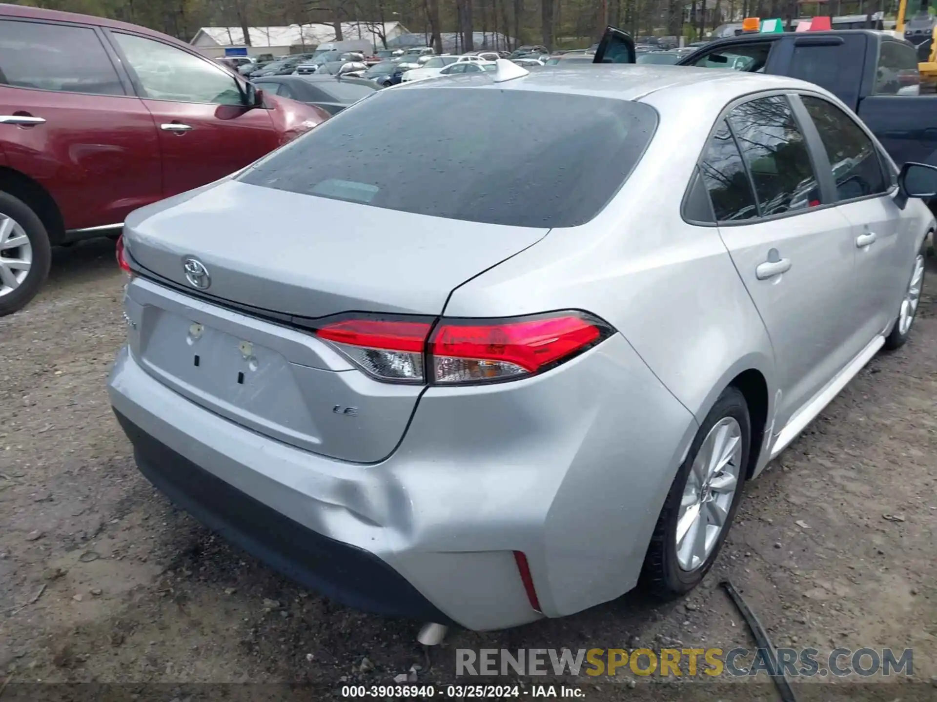 18 Photograph of a damaged car 5YFB4MDEXPP055923 TOYOTA COROLLA 2023