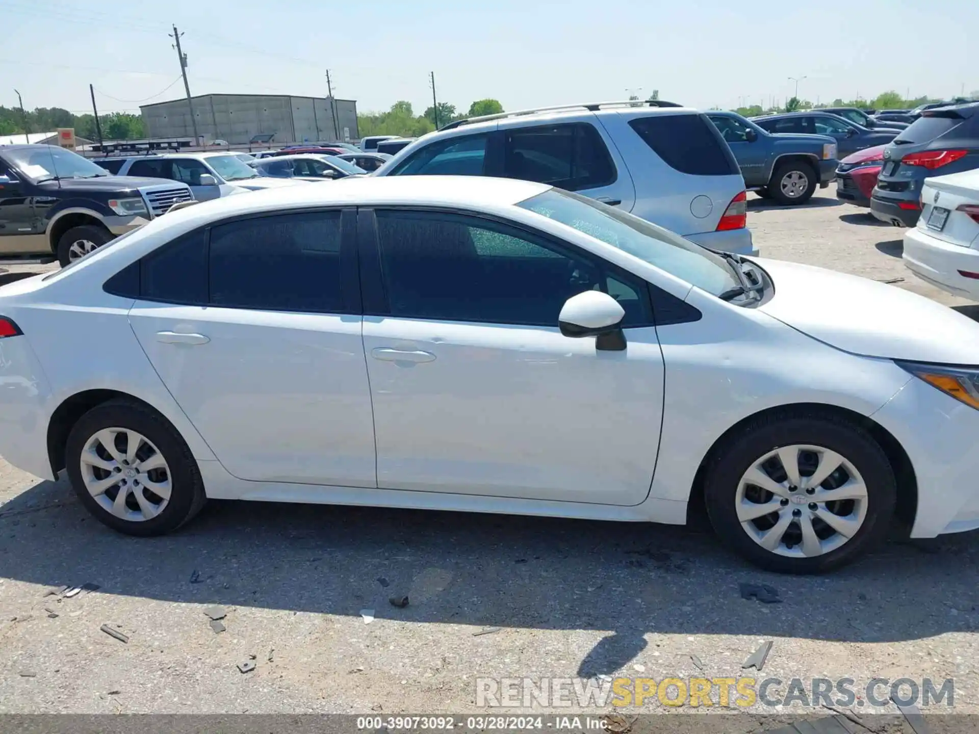 13 Photograph of a damaged car 5YFB4MDEXPP066811 TOYOTA COROLLA 2023