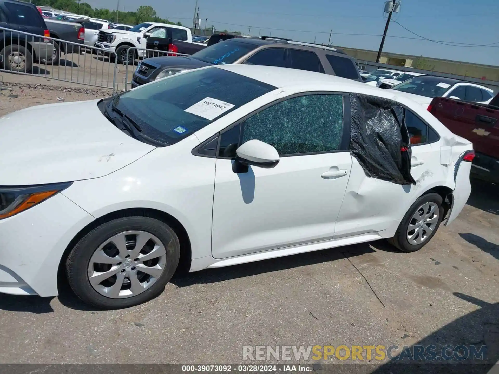 14 Photograph of a damaged car 5YFB4MDEXPP066811 TOYOTA COROLLA 2023