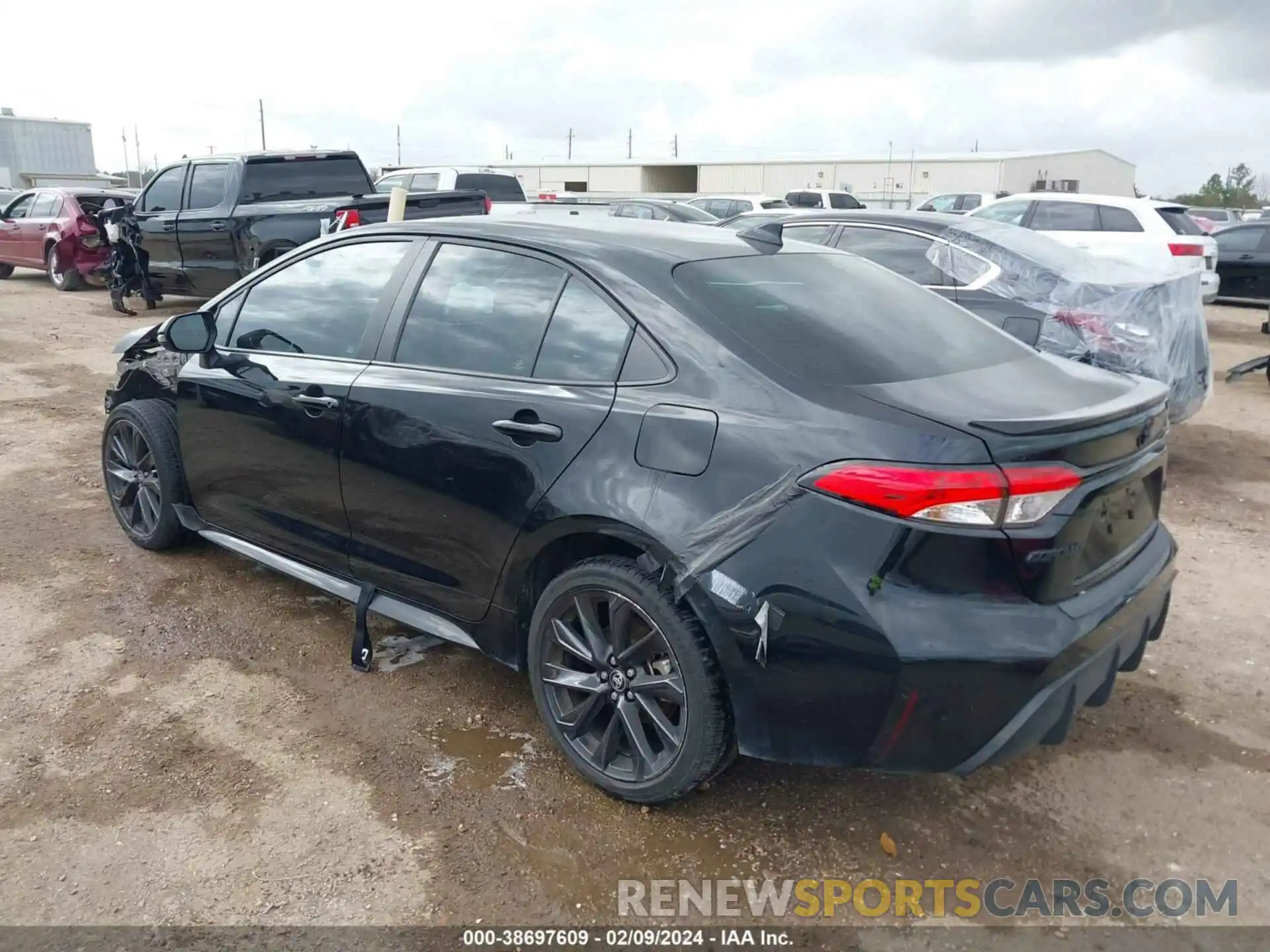 3 Photograph of a damaged car 5YFS4MCE2PP139672 TOYOTA COROLLA 2023