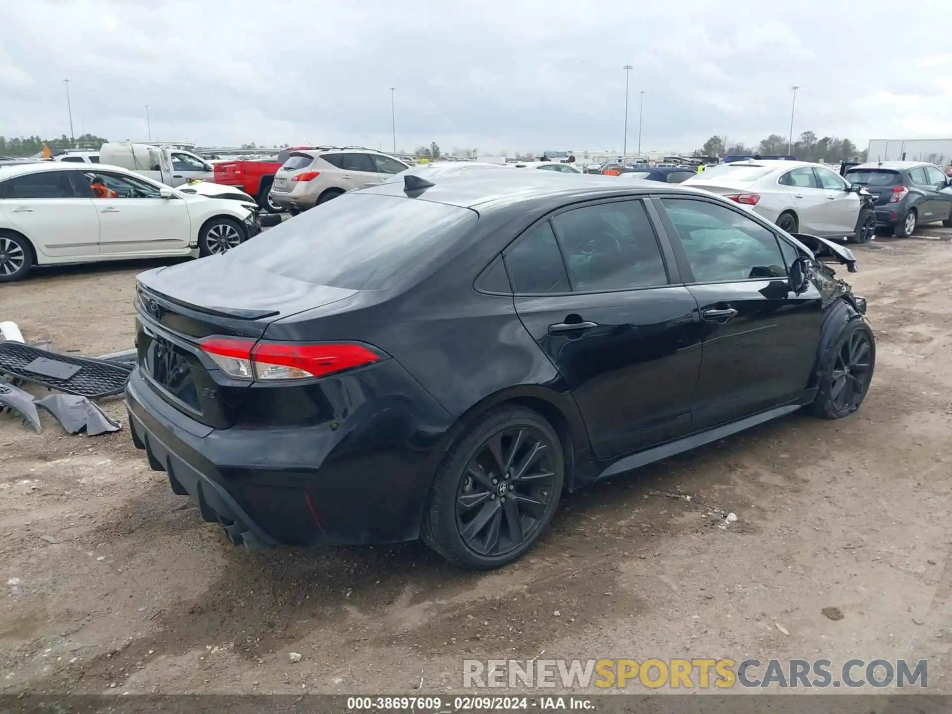 4 Photograph of a damaged car 5YFS4MCE2PP139672 TOYOTA COROLLA 2023