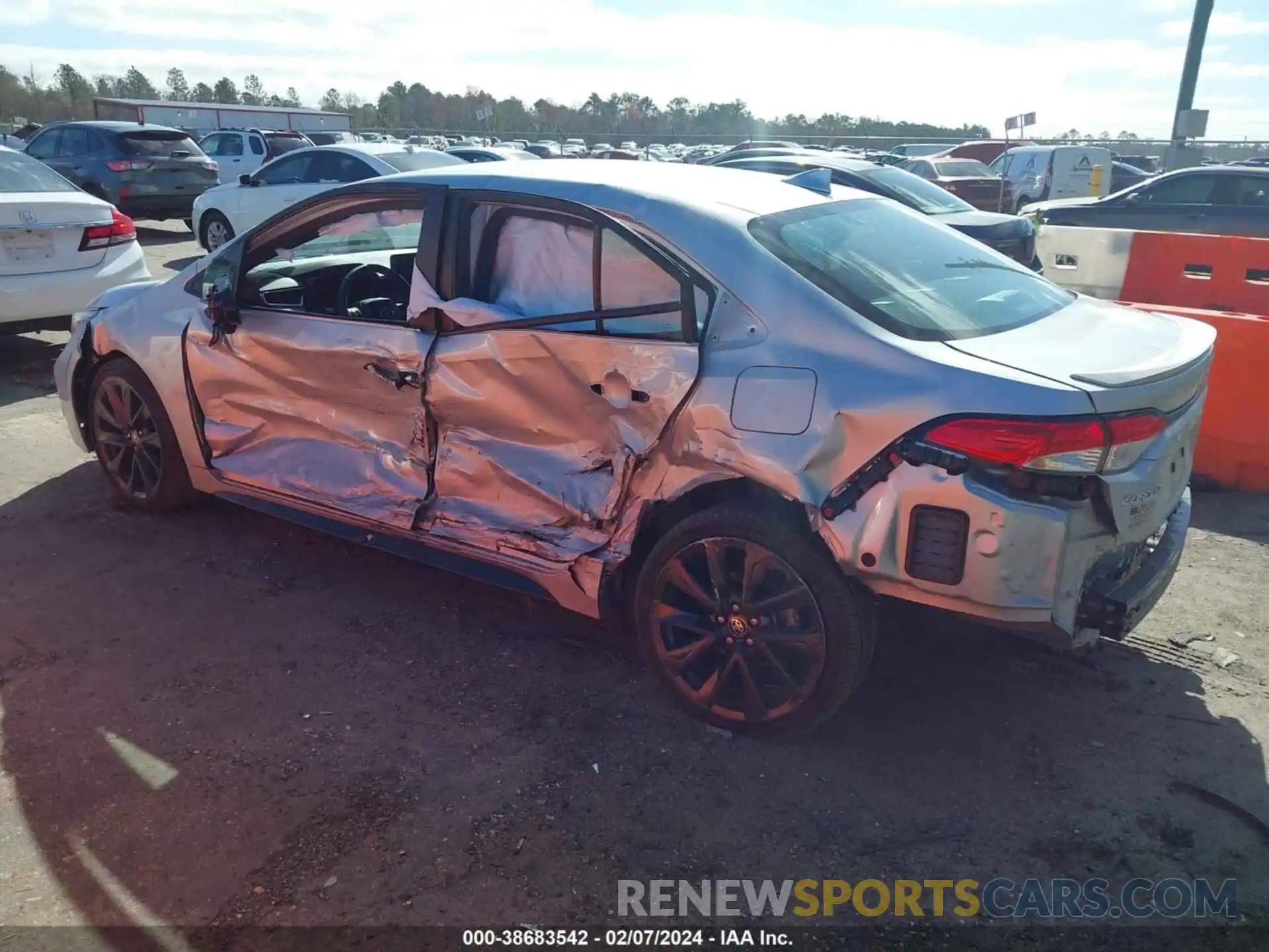 3 Photograph of a damaged car 5YFS4MCE3PP151829 TOYOTA COROLLA 2023