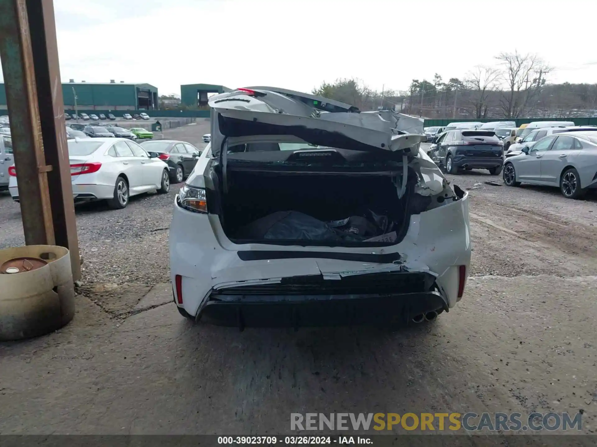 16 Photograph of a damaged car 5YFS4MCE7PP165958 TOYOTA COROLLA 2023