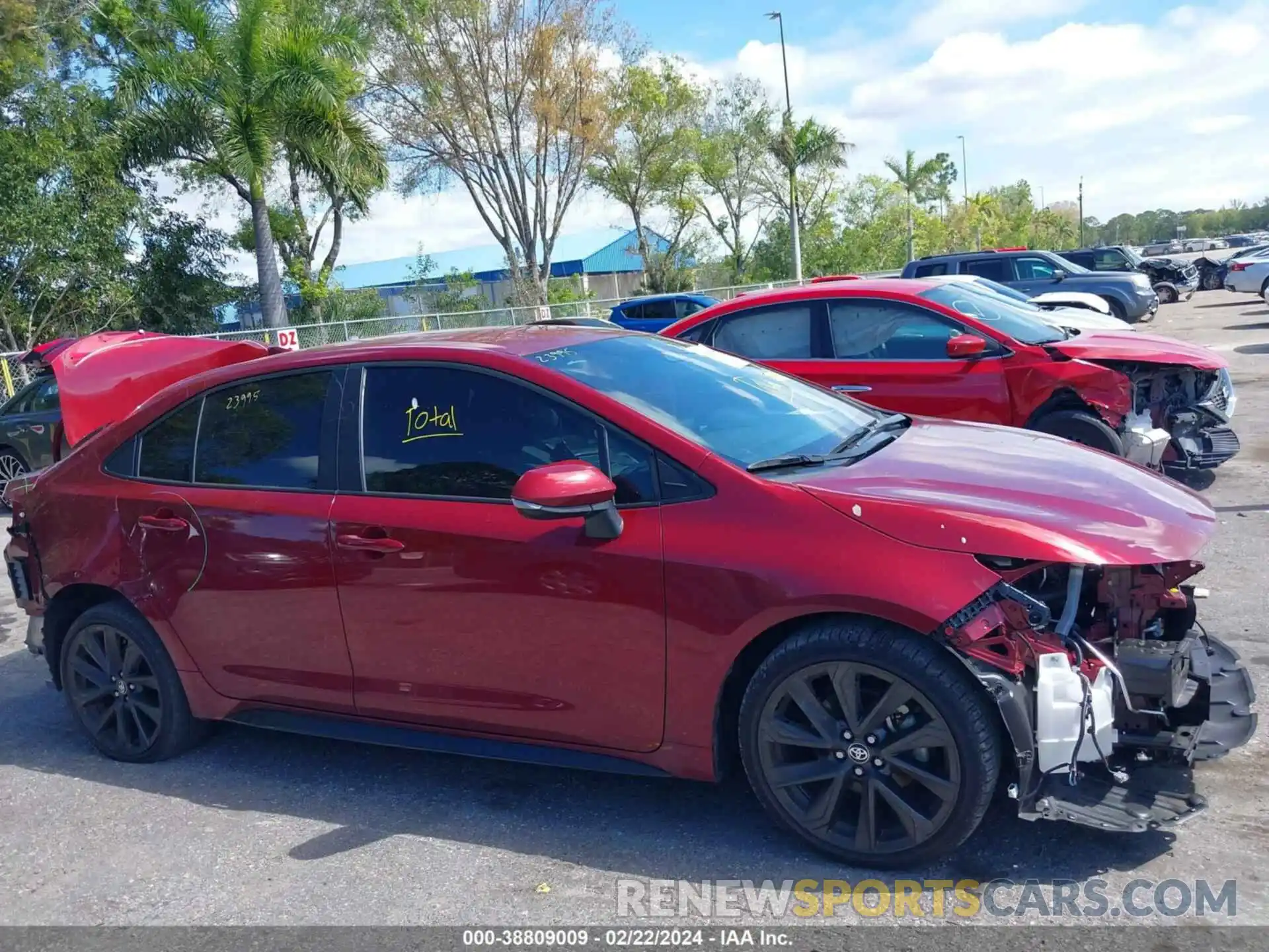 14 Photograph of a damaged car 5YFS4MCE8PP149655 TOYOTA COROLLA 2023