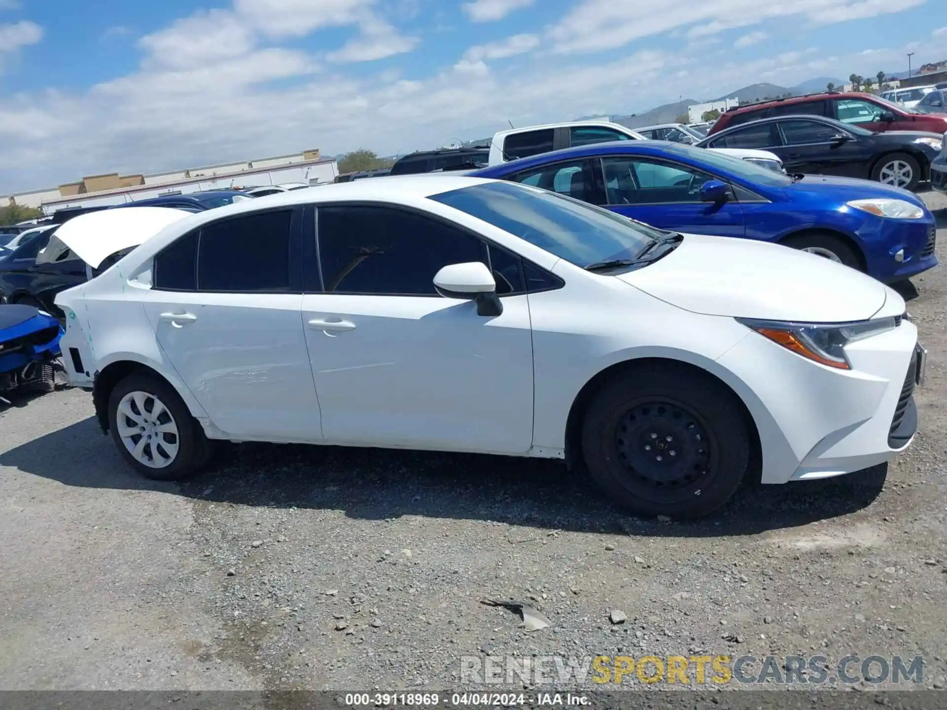 14 Photograph of a damaged car JTDB4MEE3P3015299 TOYOTA COROLLA 2023