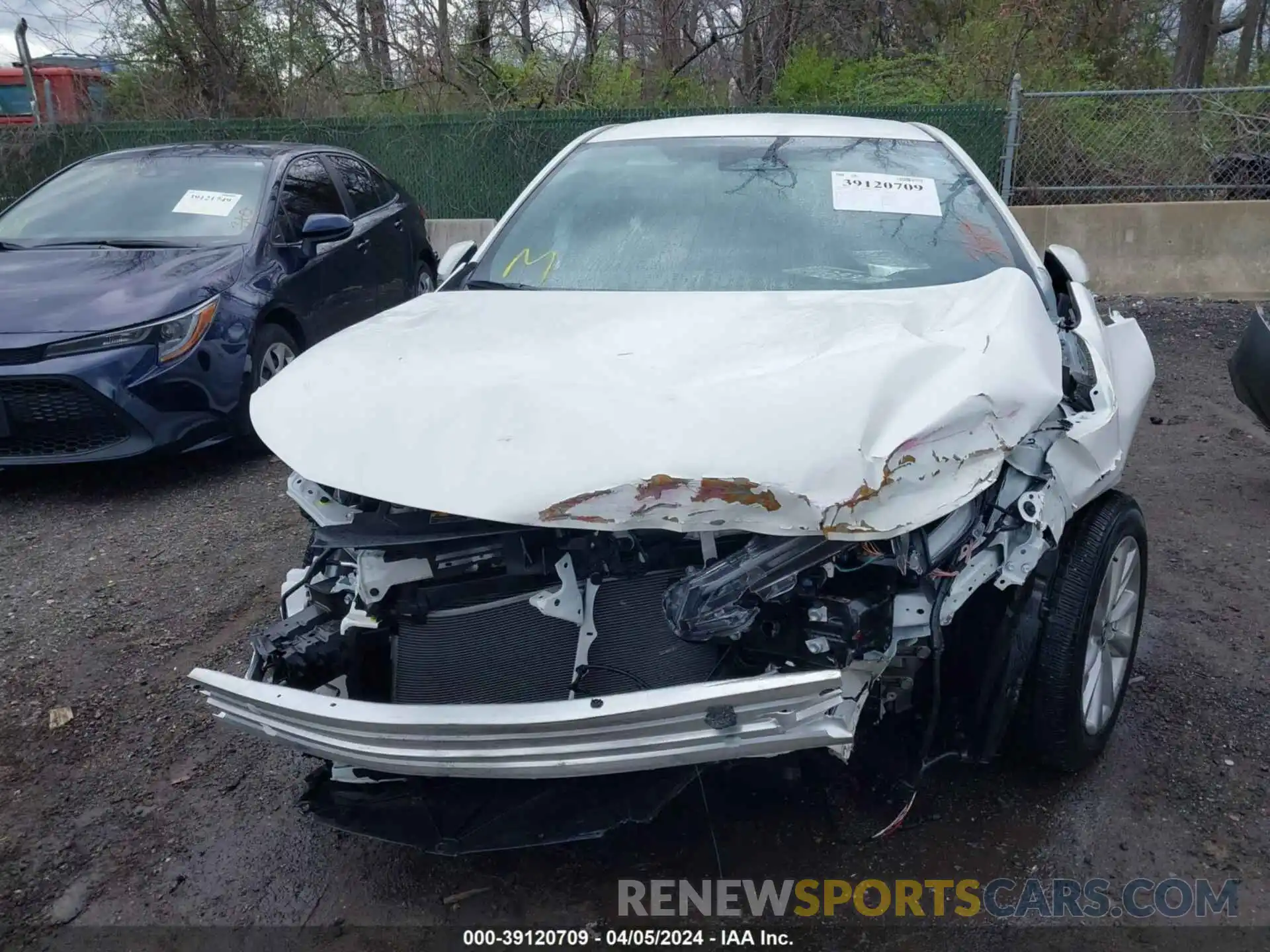 13 Photograph of a damaged car JTND4MBE4P3209168 TOYOTA COROLLA 2023