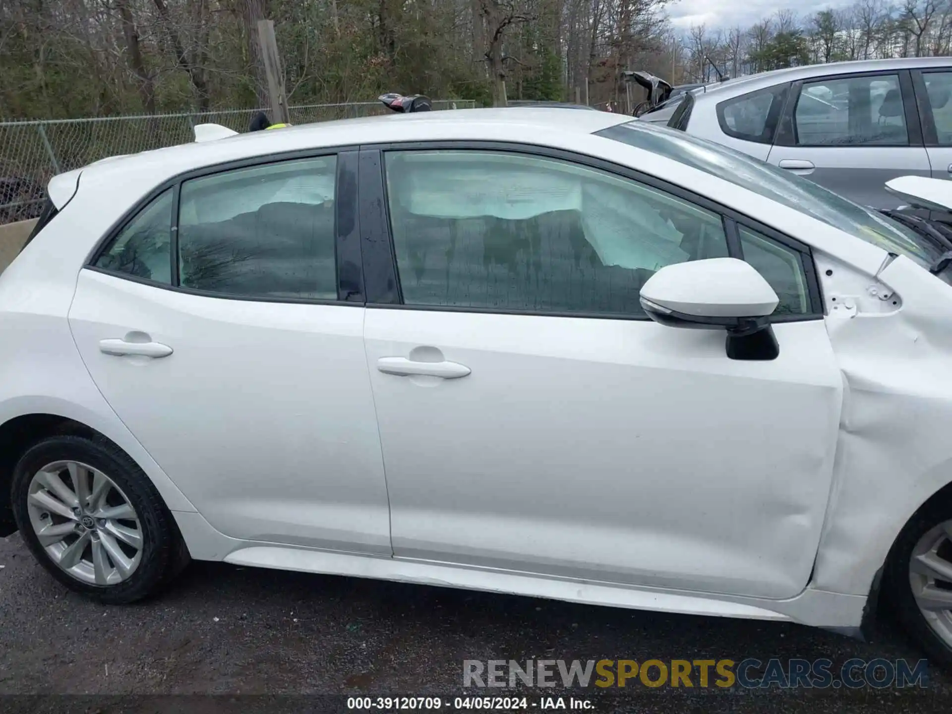 14 Photograph of a damaged car JTND4MBE4P3209168 TOYOTA COROLLA 2023