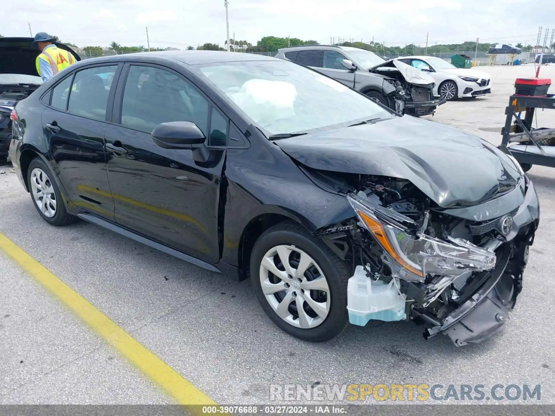 1 Photograph of a damaged car 5YFB4MDE1RP137977 TOYOTA COROLLA 2024