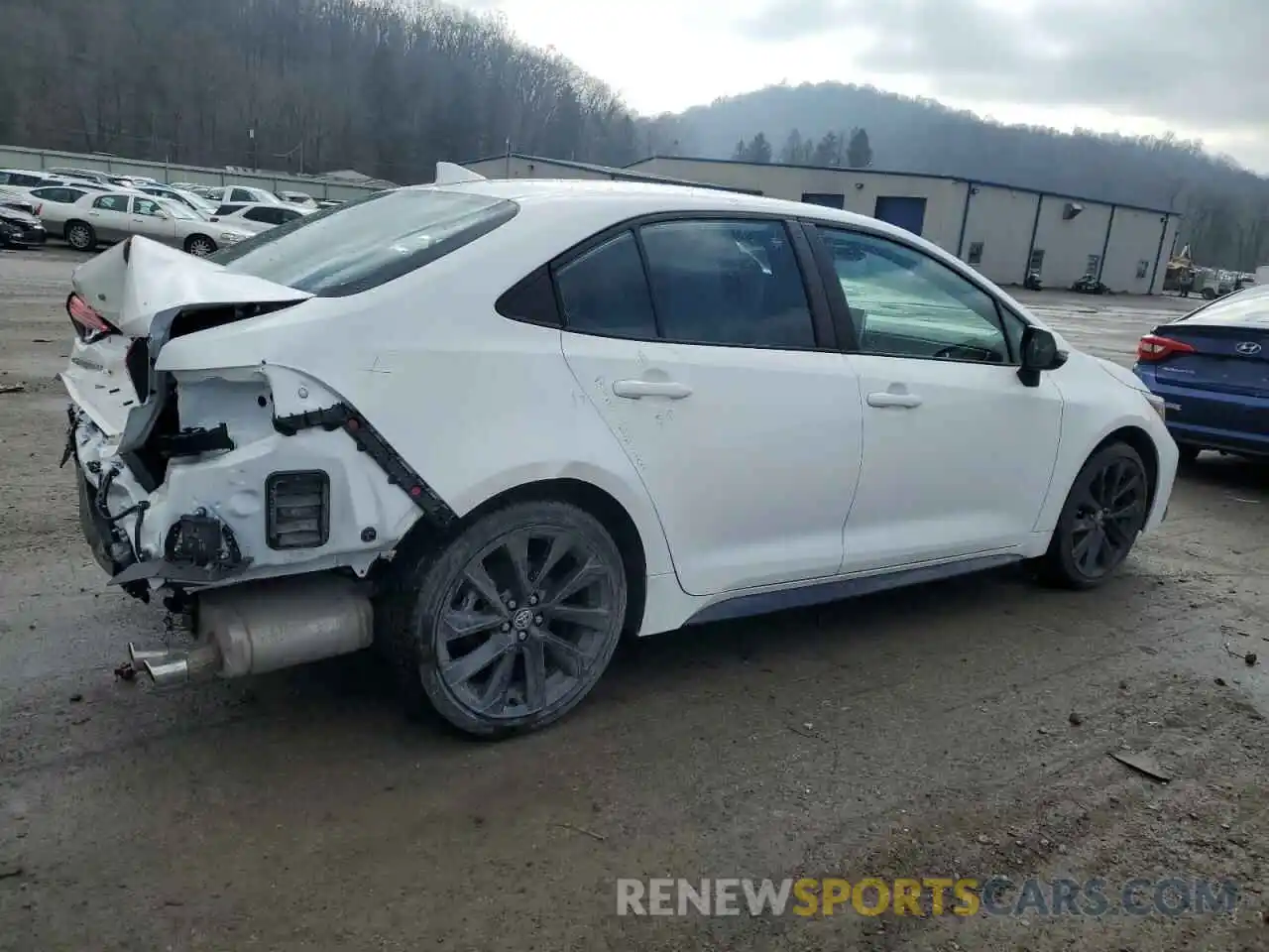 3 Photograph of a damaged car 5YFT4MCE4RP181672 TOYOTA COROLLA 2024