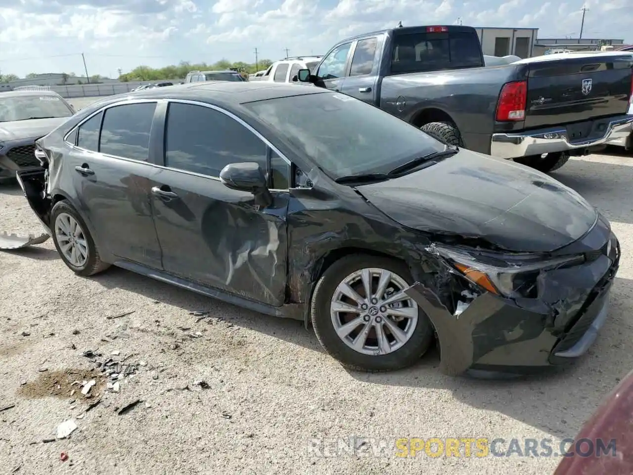 4 Photograph of a damaged car JTDBCMFE9R3032614 TOYOTA COROLLA 2024