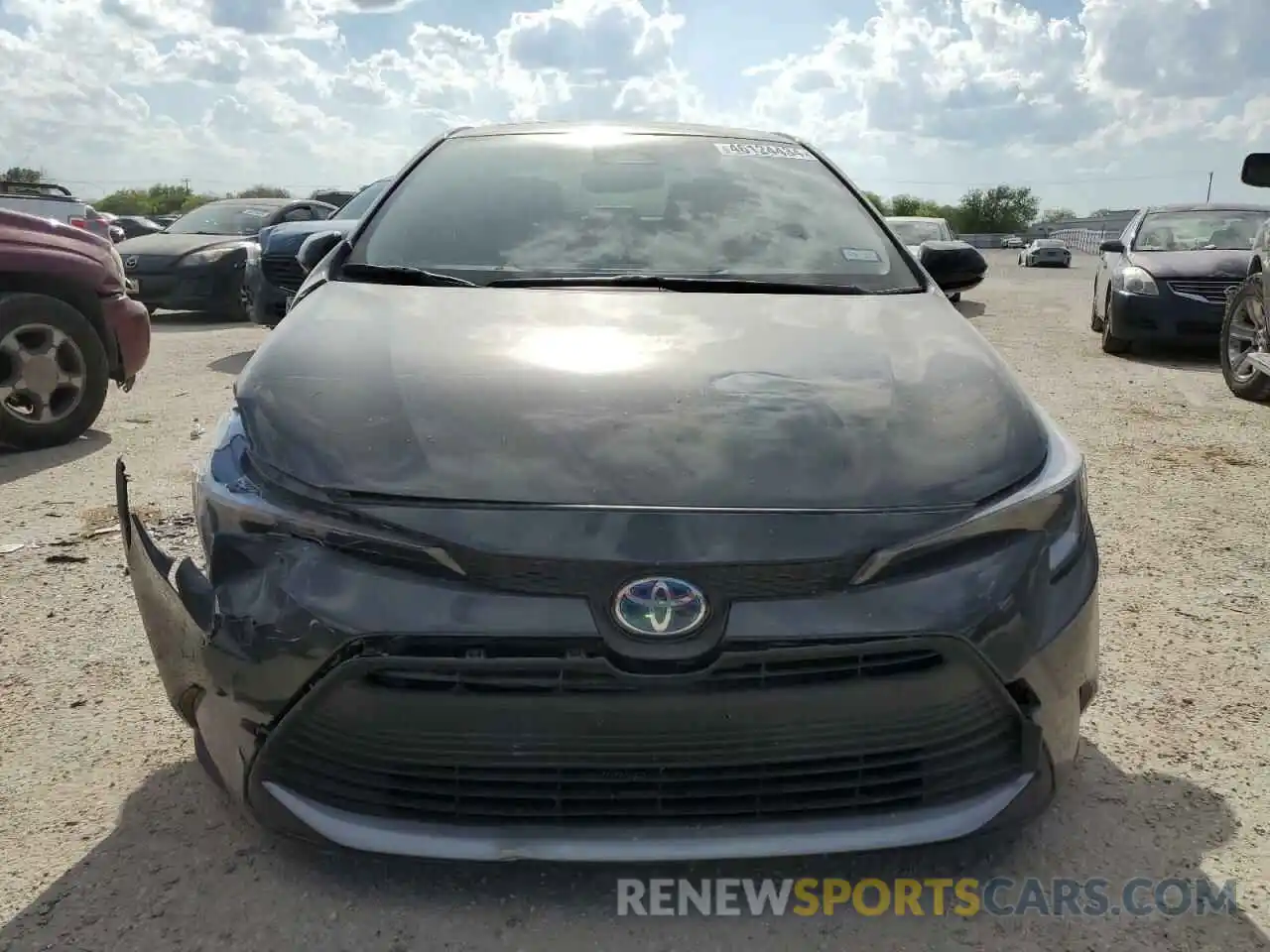 5 Photograph of a damaged car JTDBCMFE9R3032614 TOYOTA COROLLA 2024