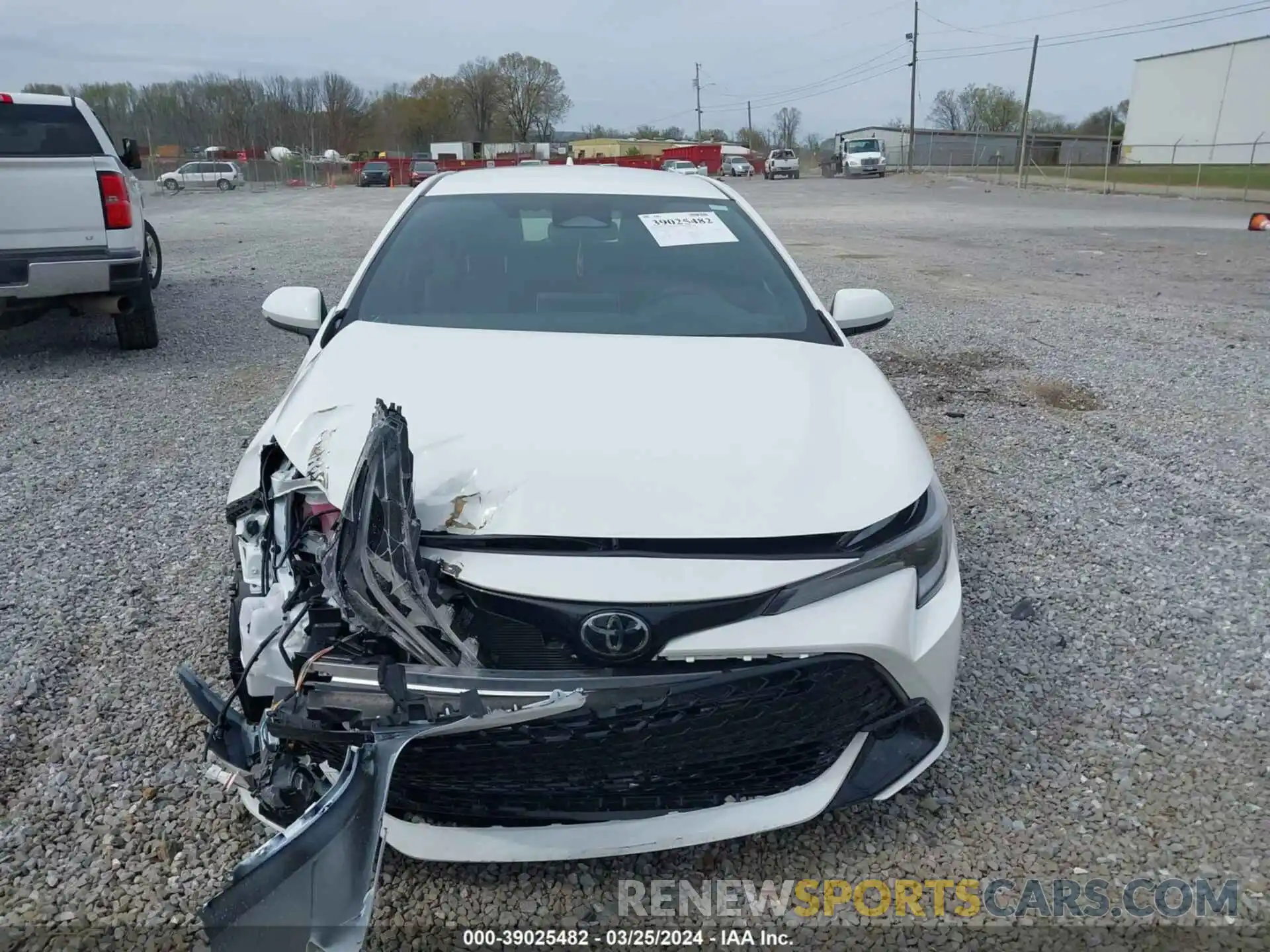 12 Photograph of a damaged car JTND4MBE2R3214551 TOYOTA COROLLA 2024