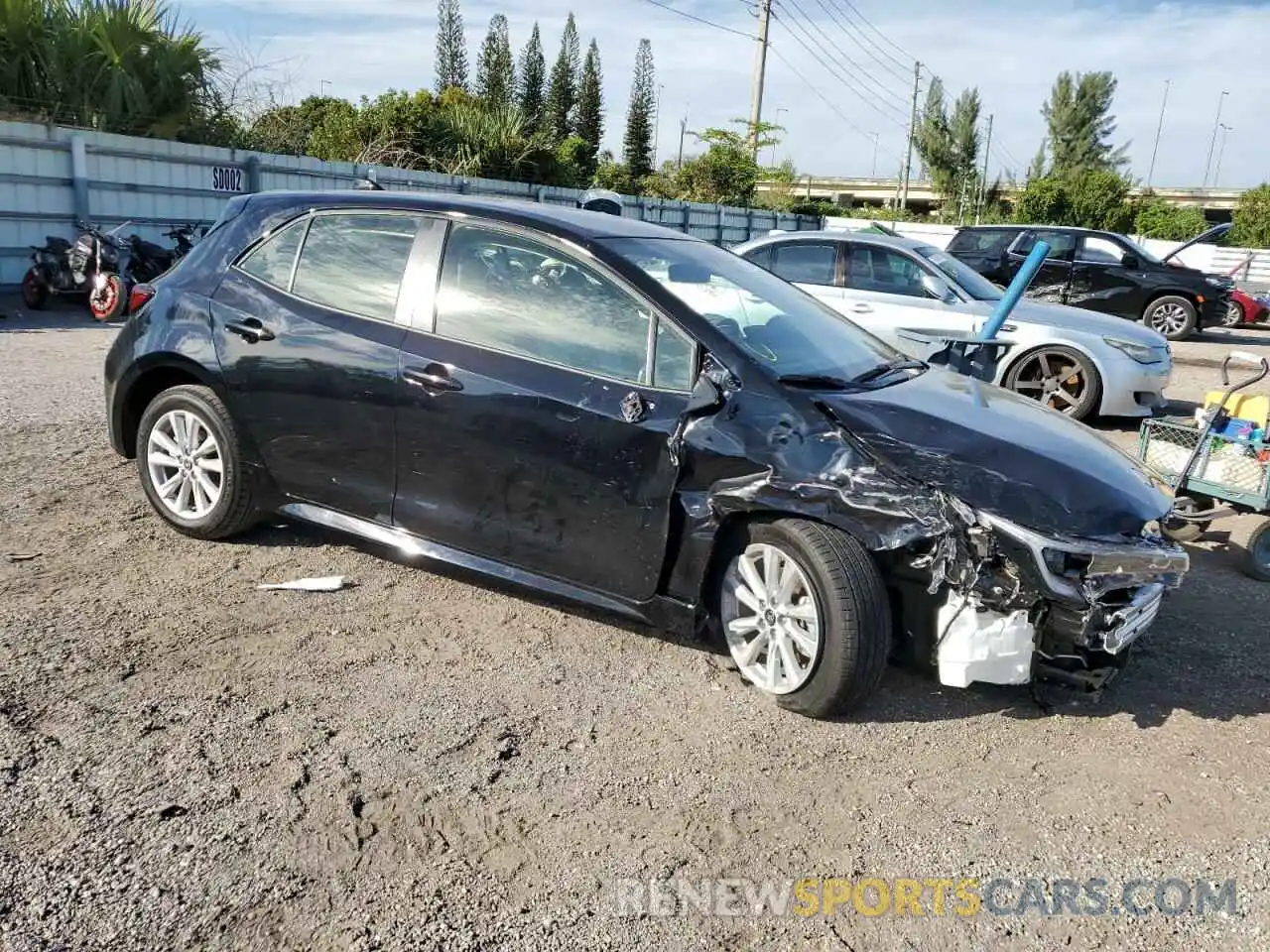 4 Photograph of a damaged car JTND4MBE5R3217489 TOYOTA COROLLA 2024