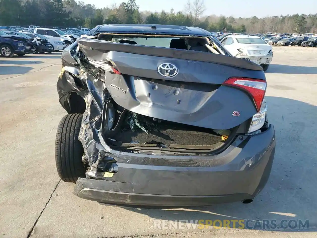 6 Photograph of a damaged car 2T1BURHE8EC038462 TOYOTA COROLLA 2025