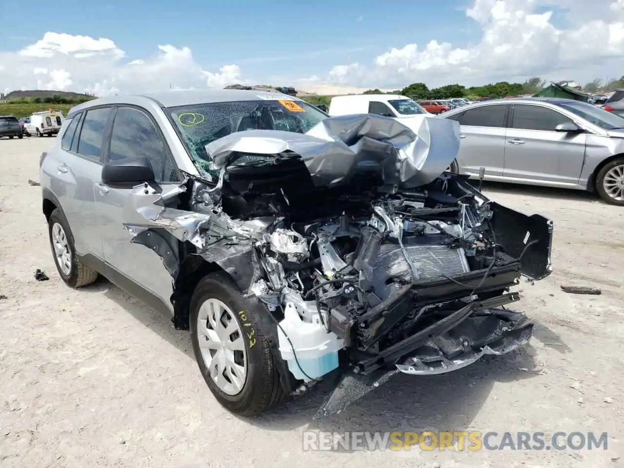 1 Photograph of a damaged car 7MUAAAAG2NV020344 TOYOTA COROLLA CR 2022