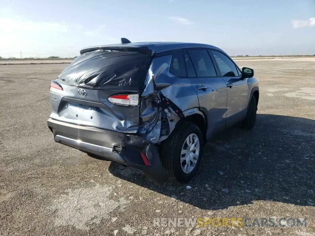 4 Photograph of a damaged car 7MUAAAAG9NV006196 TOYOTA COROLLA CR 2022