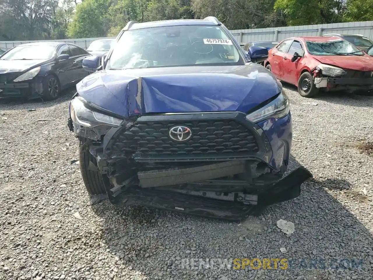 5 Photograph of a damaged car 7MUBAAAG7NV033854 TOYOTA COROLLA CR 2022