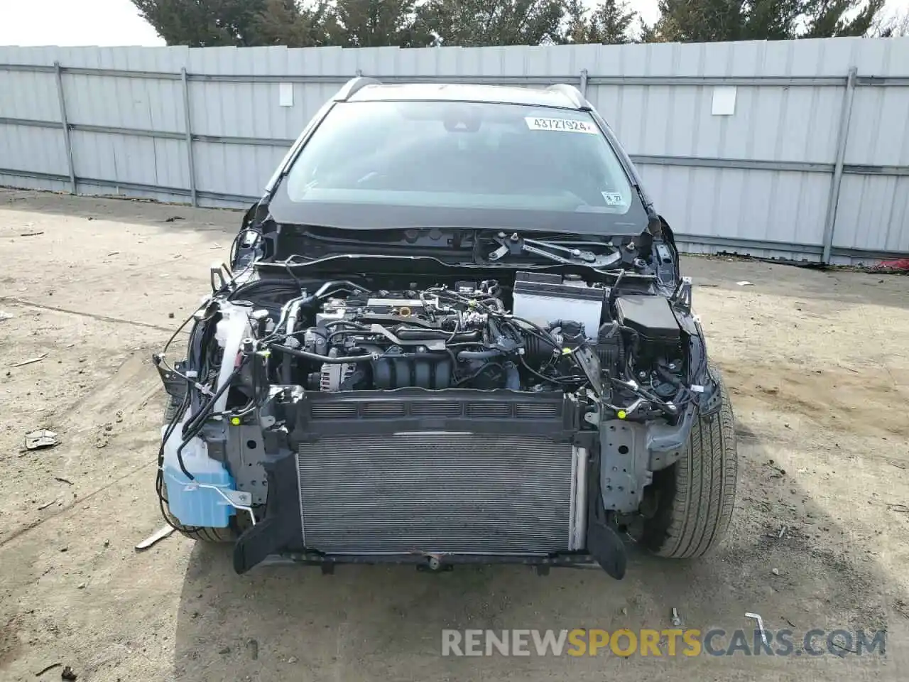 5 Photograph of a damaged car 7MUBAABG2NV026745 TOYOTA COROLLA CR 2022