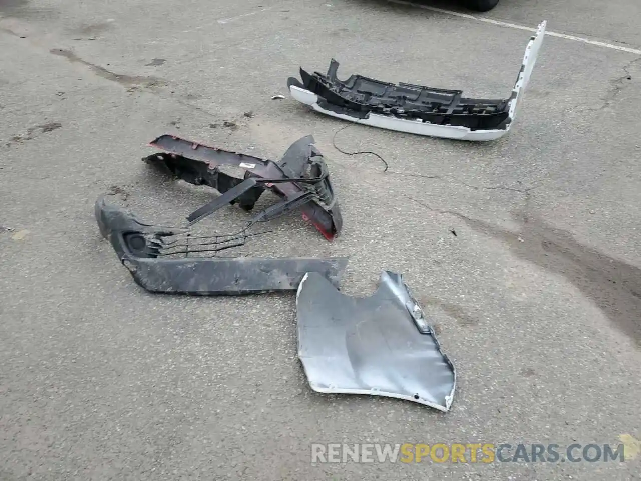 12 Photograph of a damaged car 7MUBAABG7NV035098 TOYOTA COROLLA CR 2022